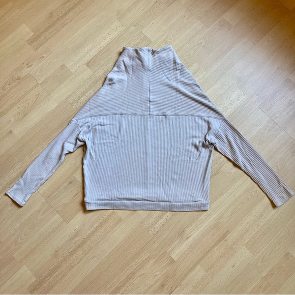 FP beach departure top - Picture 2 of 2